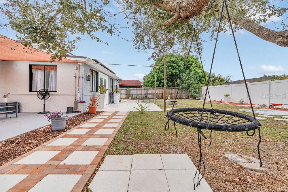 BUENAVENTURA LAKES UNIT 03 - Residential