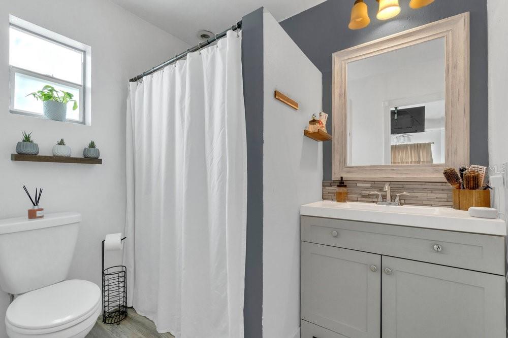 BUENAVENTURA LAKES UNIT 03 - Residential