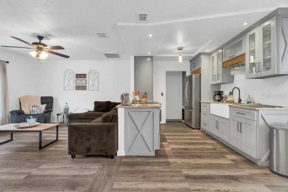 BUENAVENTURA LAKES UNIT 03 - Residential