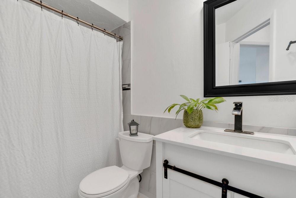 BUENAVENTURA LAKES UNIT 03 - Residential