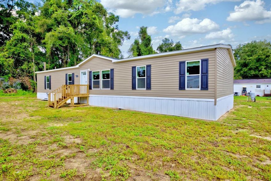 One or more photo(s) has been virtually staged. Welcome to this stunning brand-new mobile home, offering comfort, space, and modern finishes throughout. This spacious property features 4 bedrooms and 3 full bathrooms, perfect for families or anyone looking for extra space and convenience.
The home includes a large master suite with a private bathroom and relaxing jacuzzi tub, creating the perfect retreat after a long day. The open floor plan provides a bright and inviting living area, ideal for entertaining and everyday living.
The modern kitchen comes fully equipped with brand-new appliances, ample cabinetry, and plenty of counter space for cooking and gatherings.Move-in ready