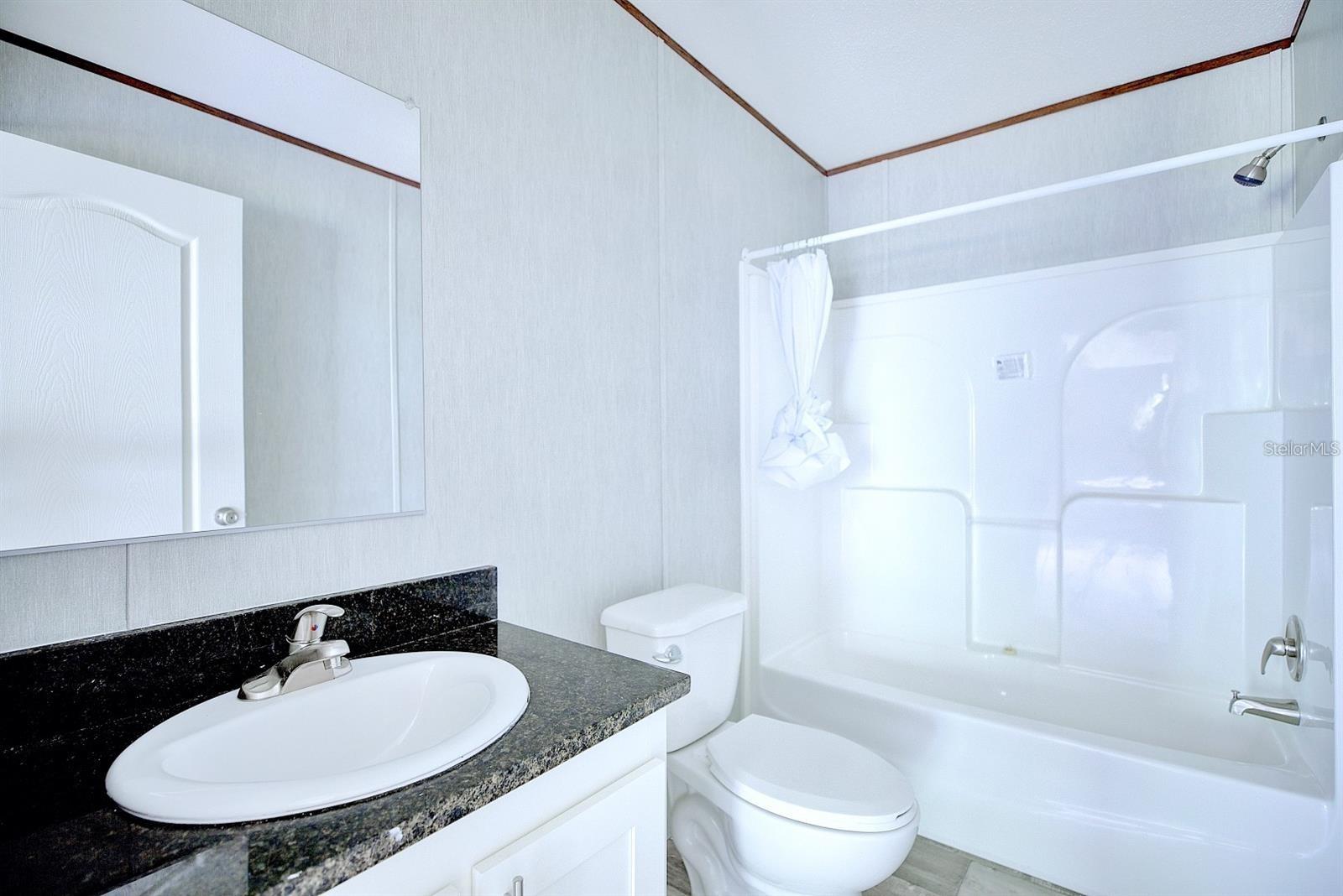 CONCORDIA PARK 01 - Residential Lease