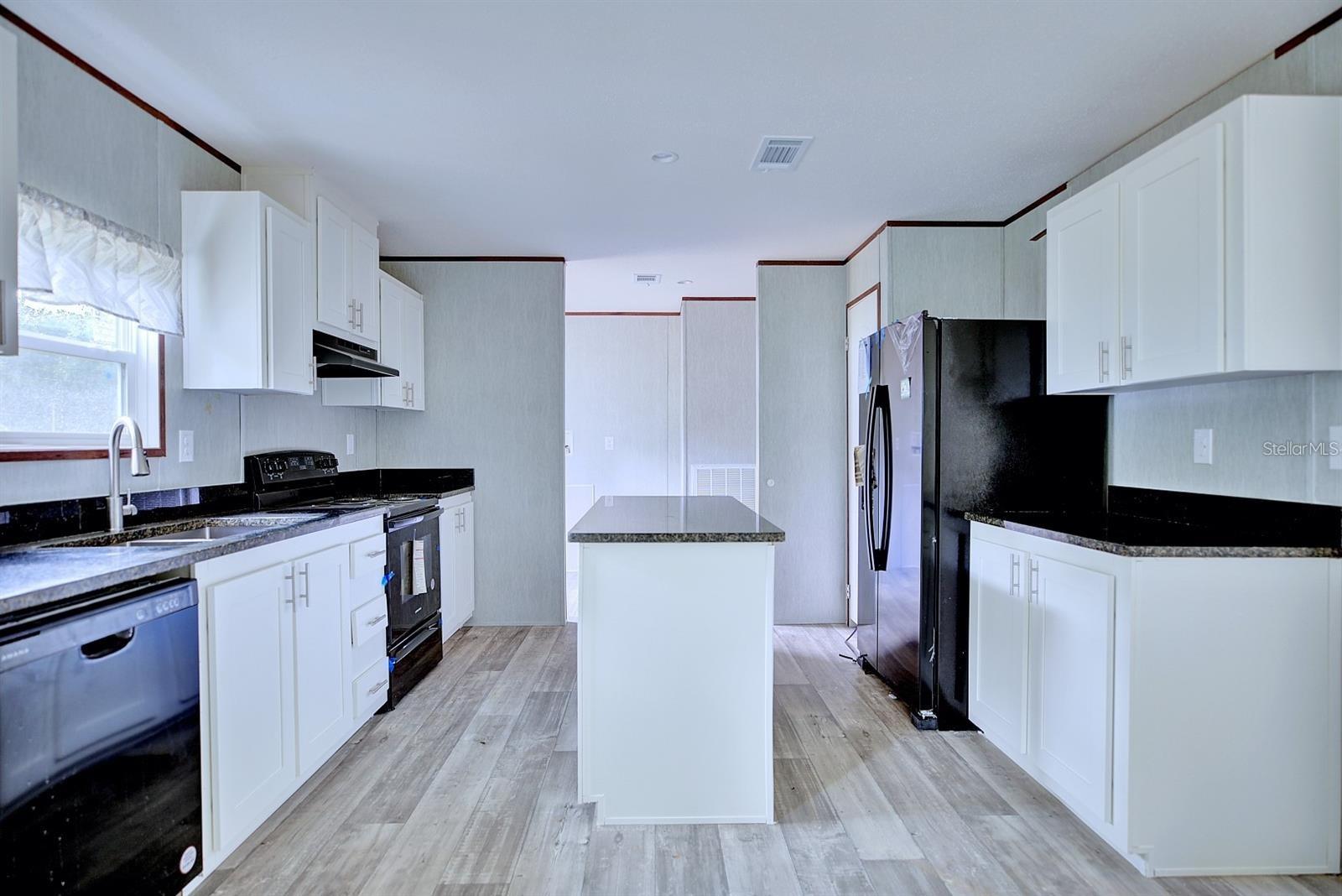 CONCORDIA PARK 01 - Residential Lease