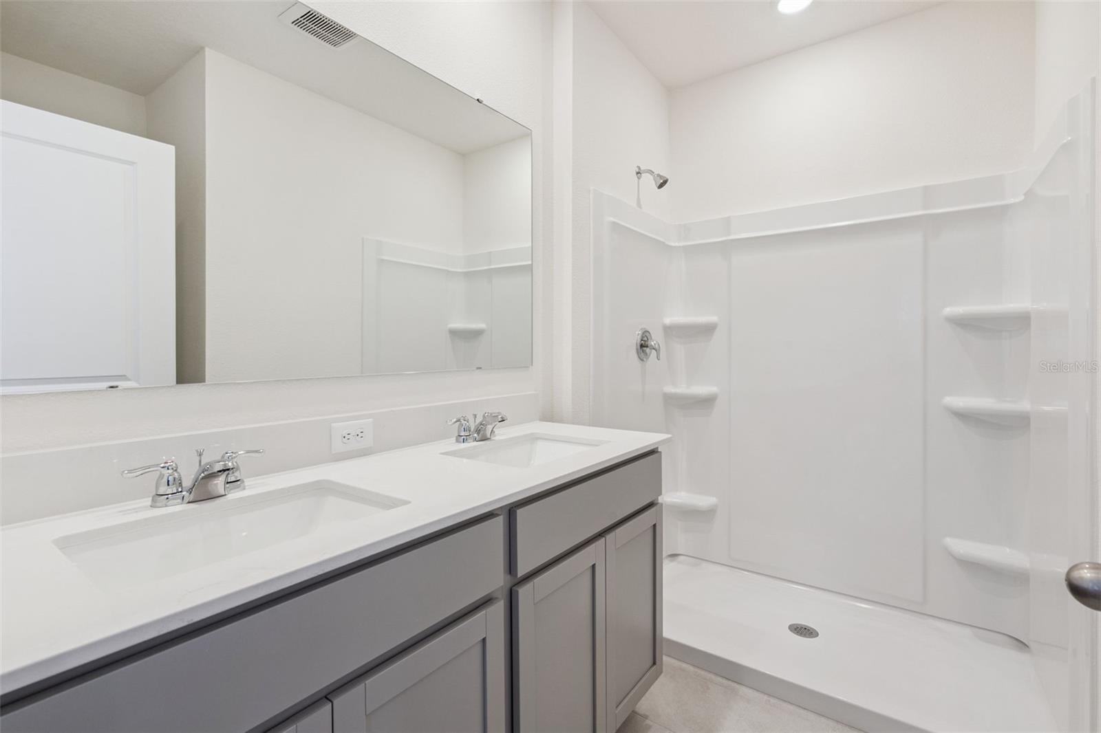 BRADBURY CREEK PHASE 1 - Residential