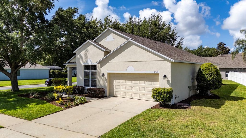 Photo of 9724 Myrtle Creek Lane, Orlando, FL 32832 (MLS # O6403360)