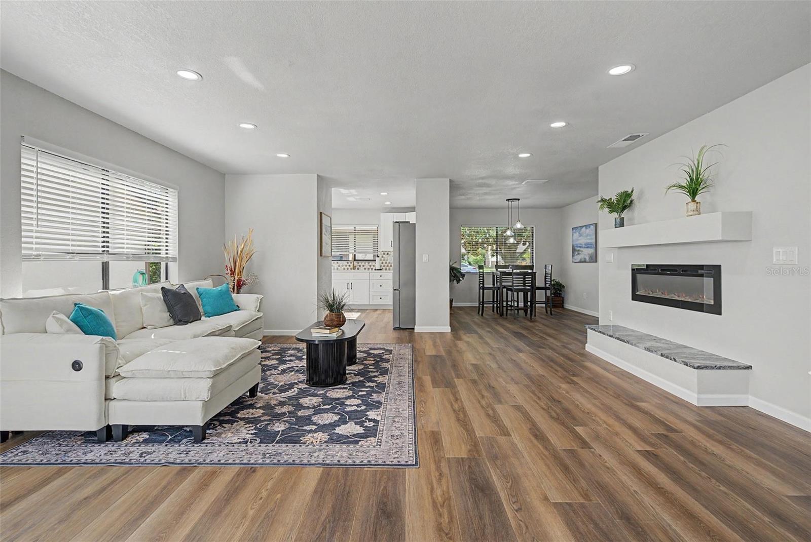 2218 BAY BERRY LANE