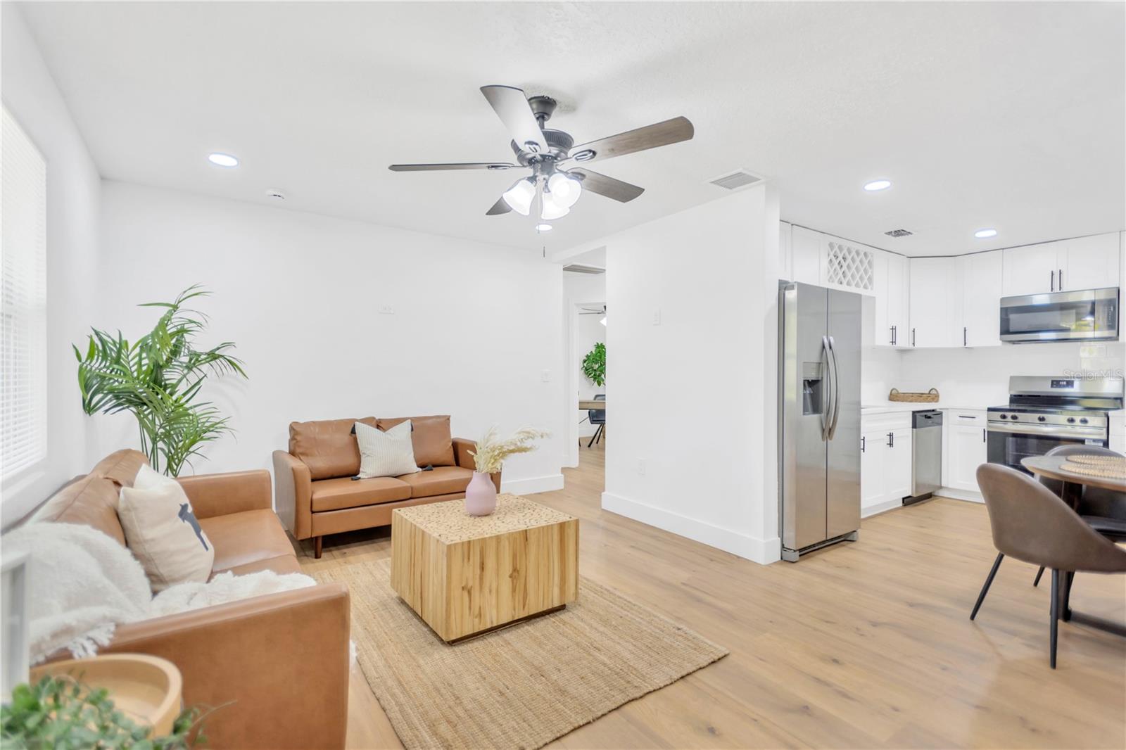 EDENVILLE SUB - Residential Lease