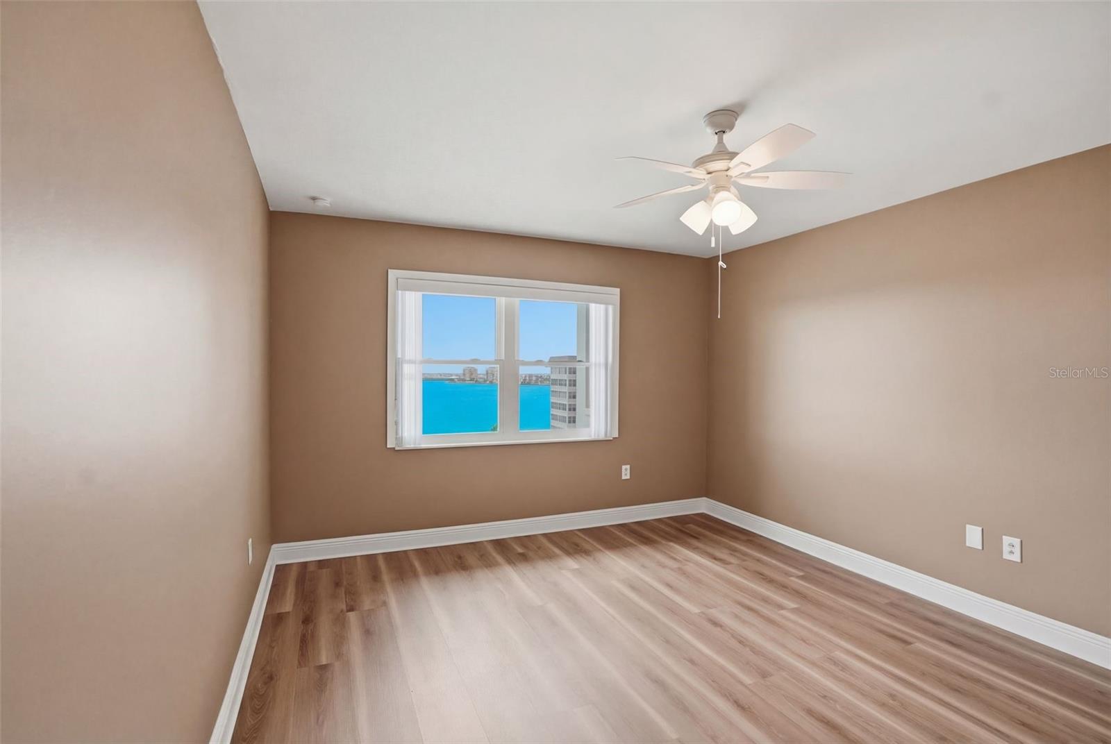 BAYWAY ISLES POINT BRITTANY TWO - Residential