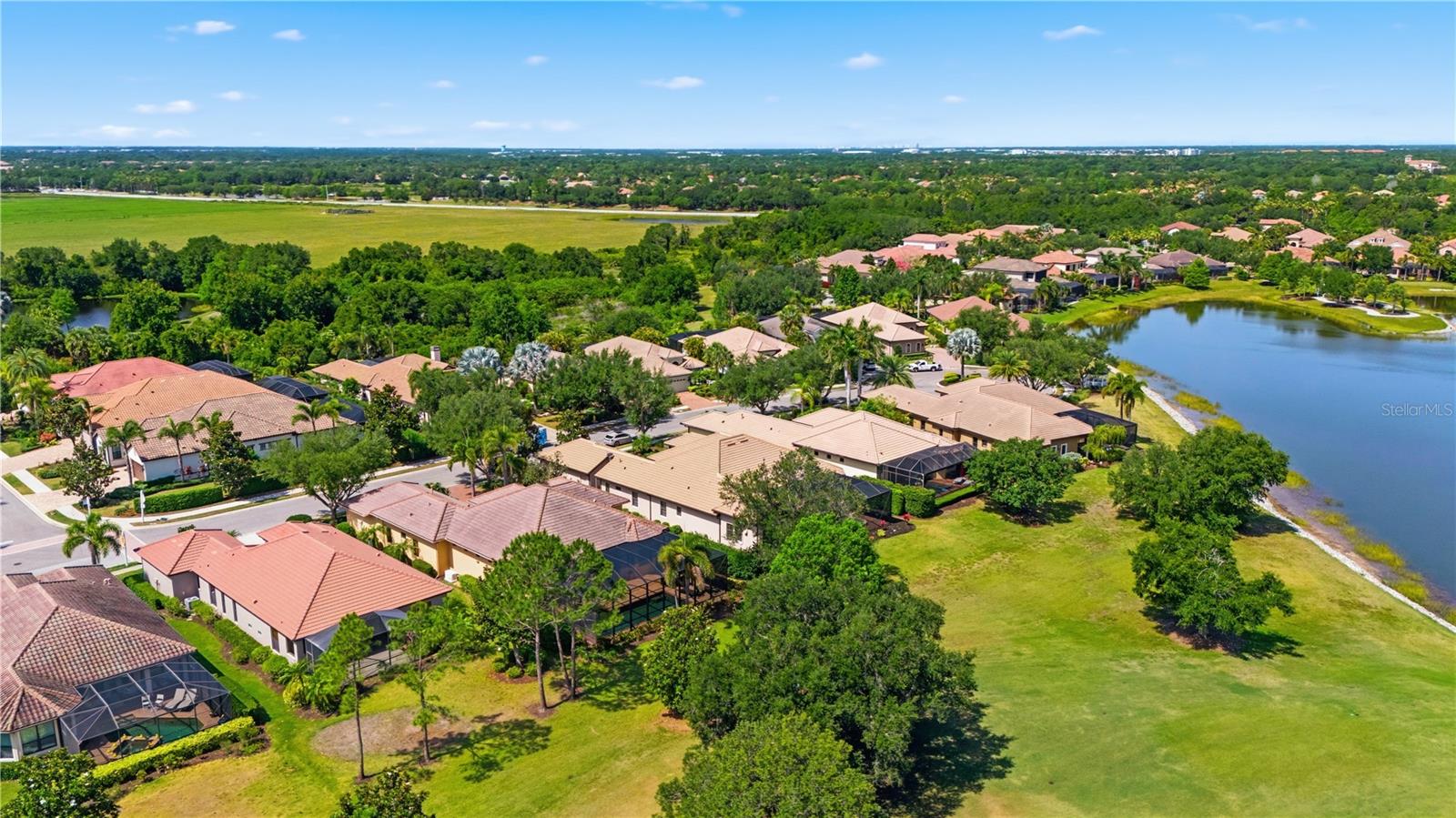 COUNTRY CLUB EAST AT LAKEWD RNCH OO1&2 - Residential