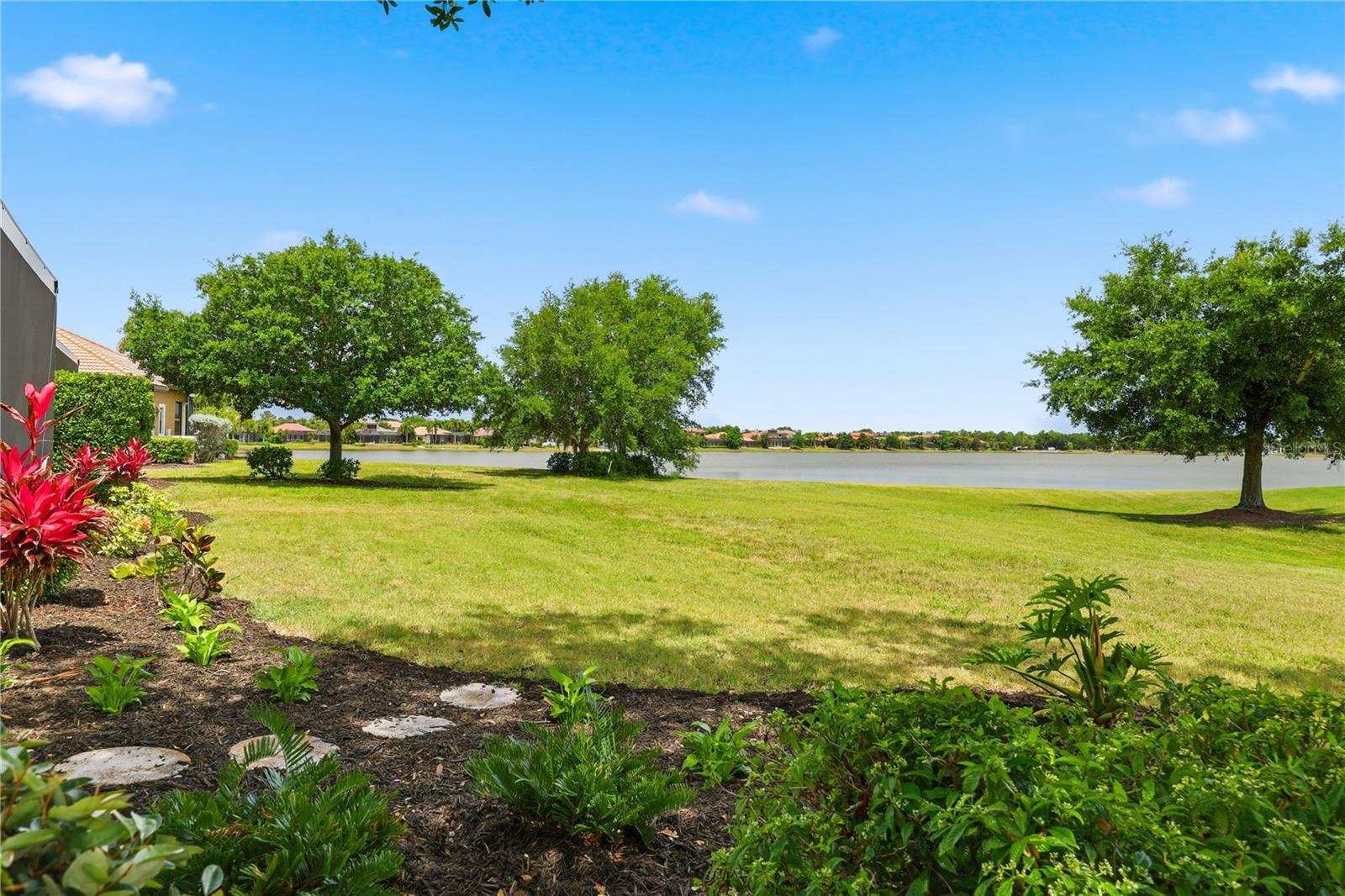 COUNTRY CLUB EAST AT LAKEWD RNCH OO1&2 - Residential