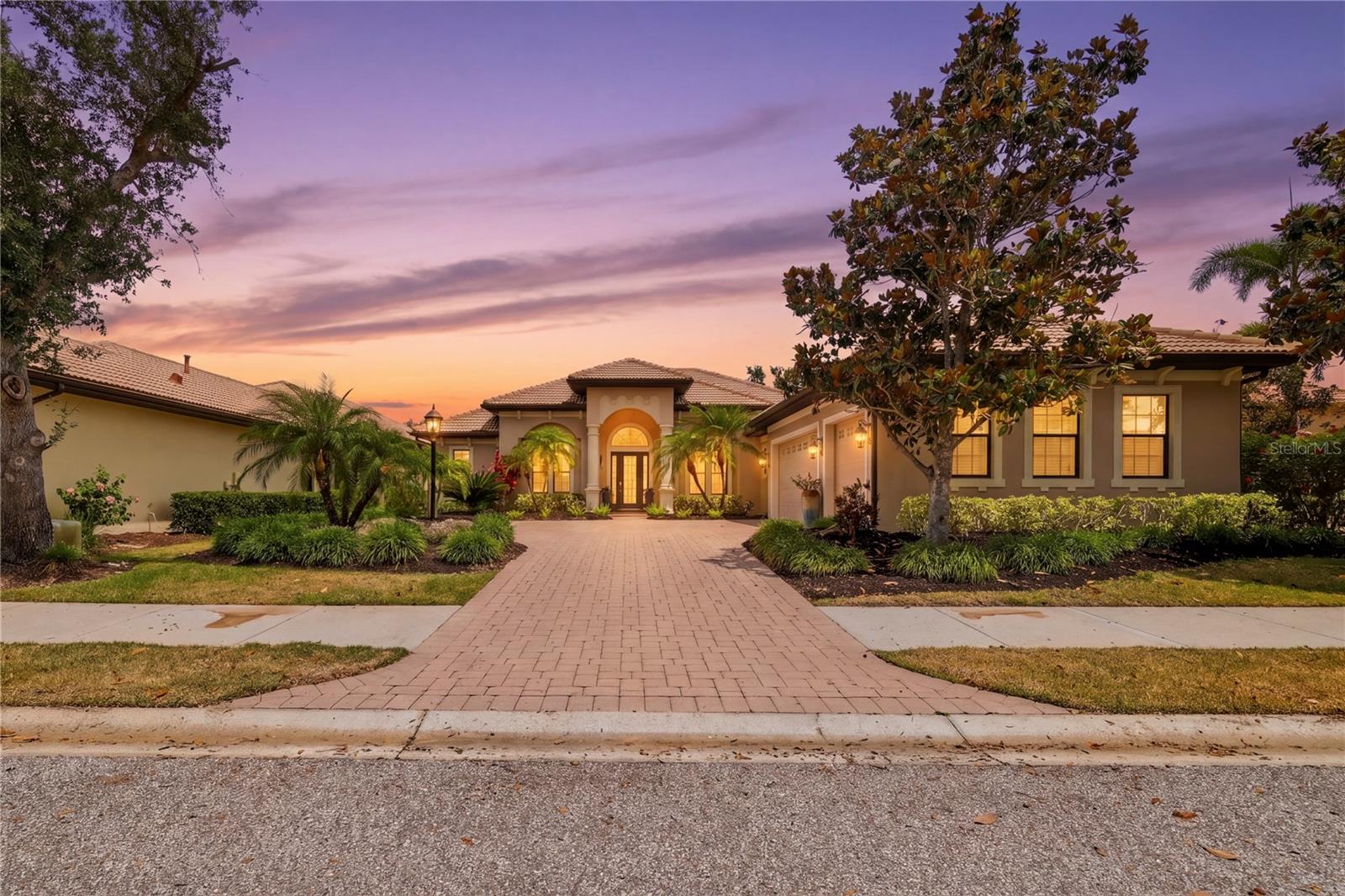 COUNTRY CLUB EAST AT LAKEWD RNCH OO1&2 - Residential