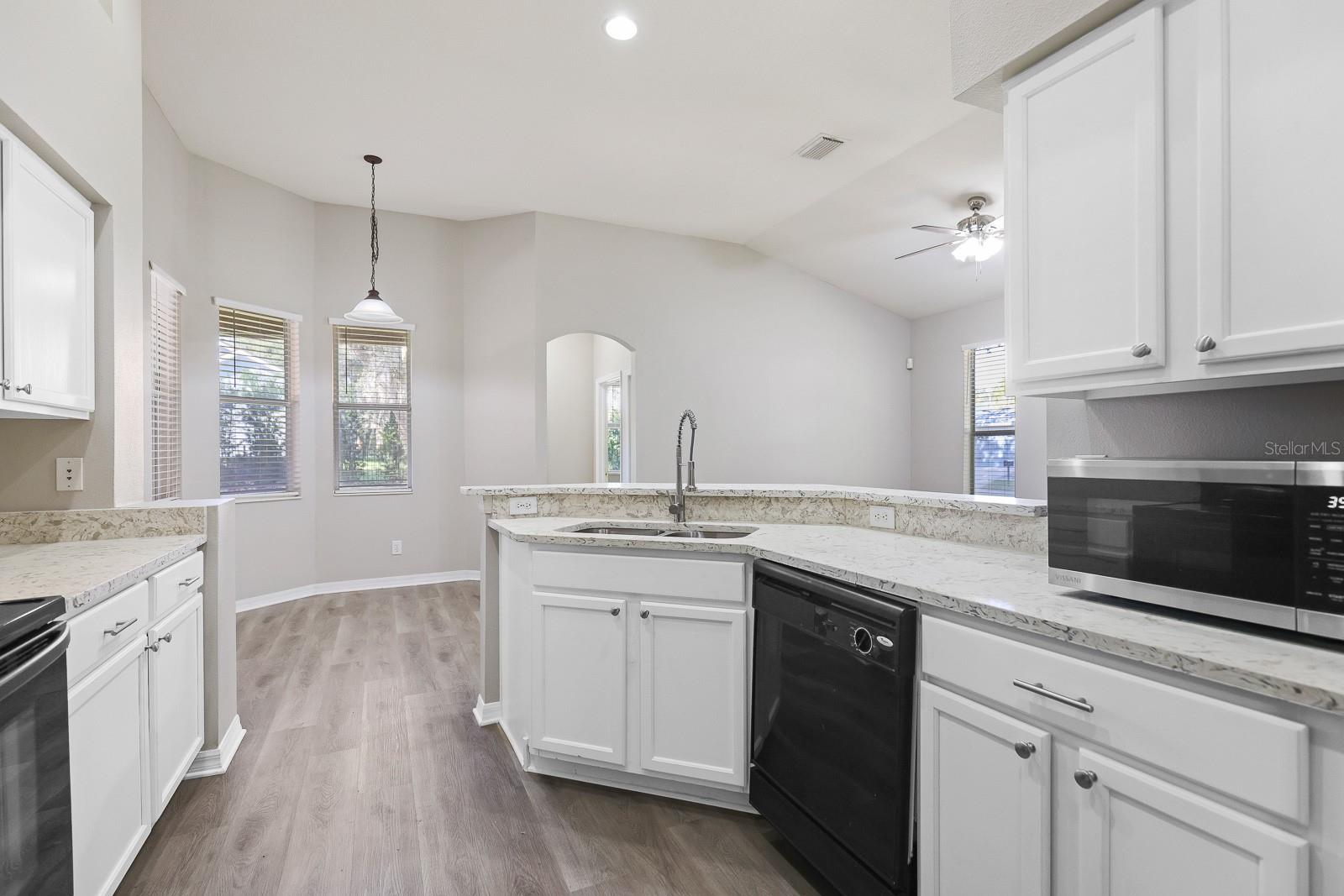 FISHHAWK RANCH PH 2 PRCL - Residential Lease