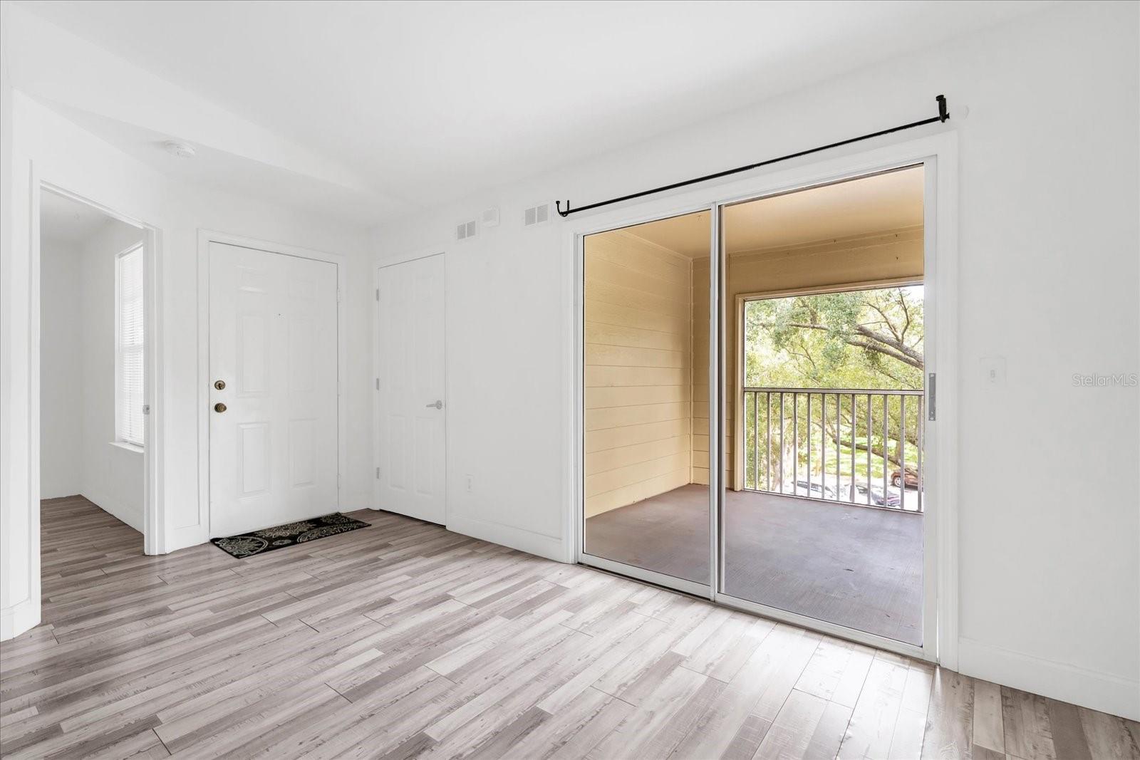 BELMONT/PK CENTRAL CONDO - Residential