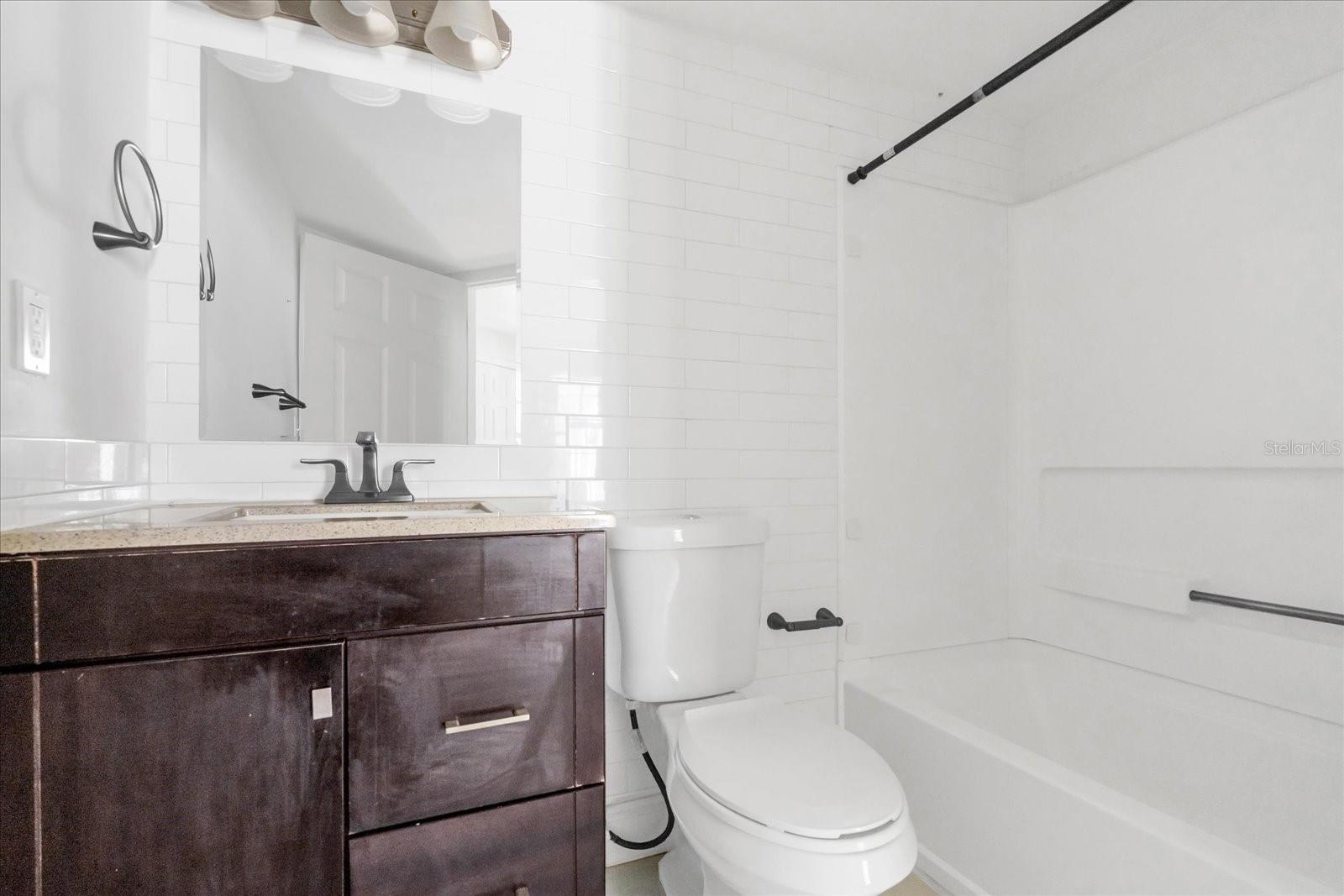 BELMONT/PK CENTRAL CONDO - Residential