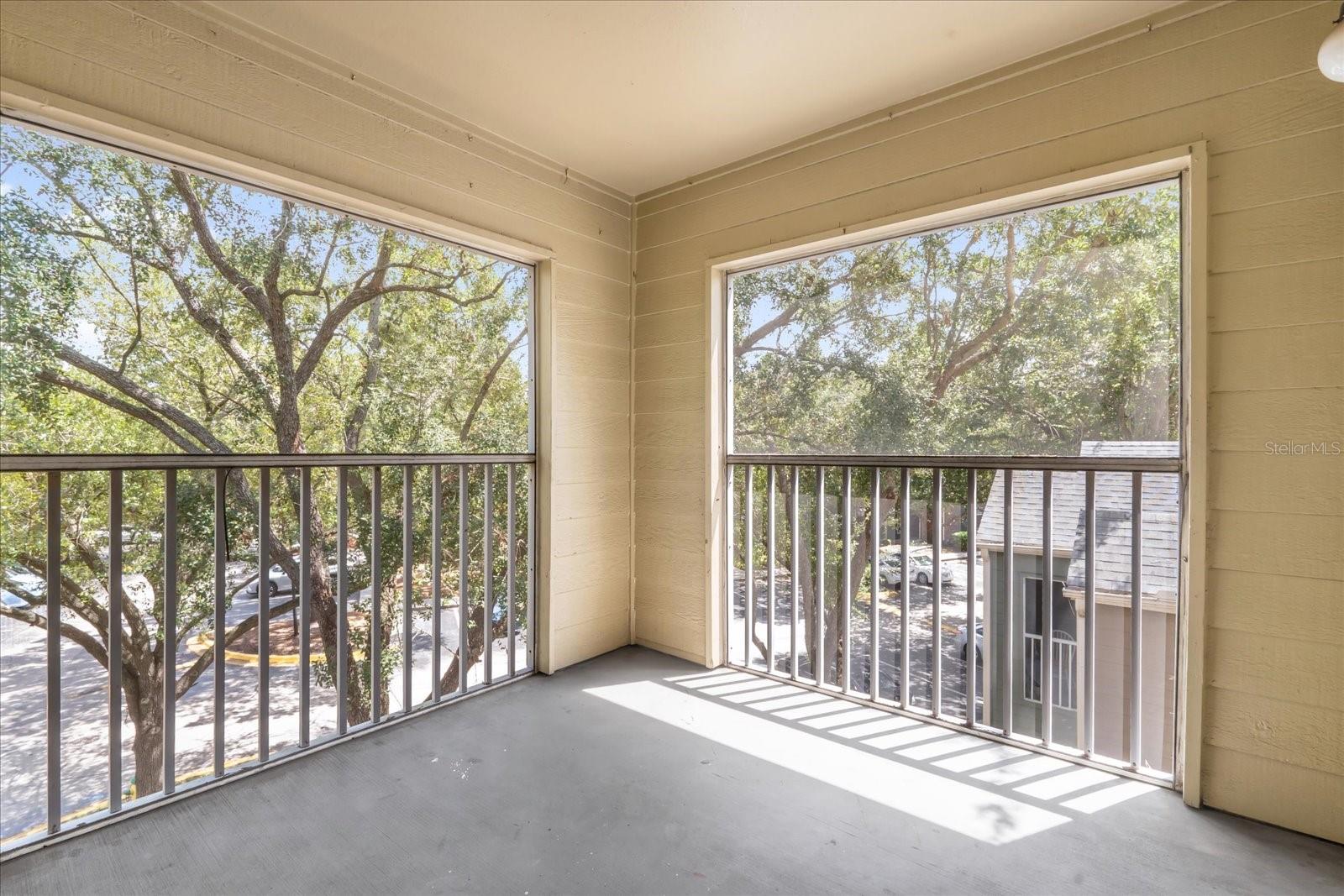 BELMONT/PK CENTRAL CONDO - Residential