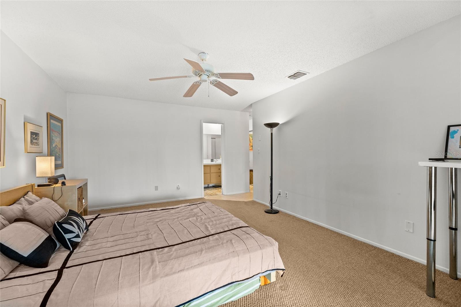 WINDMILL POINTE - Residential