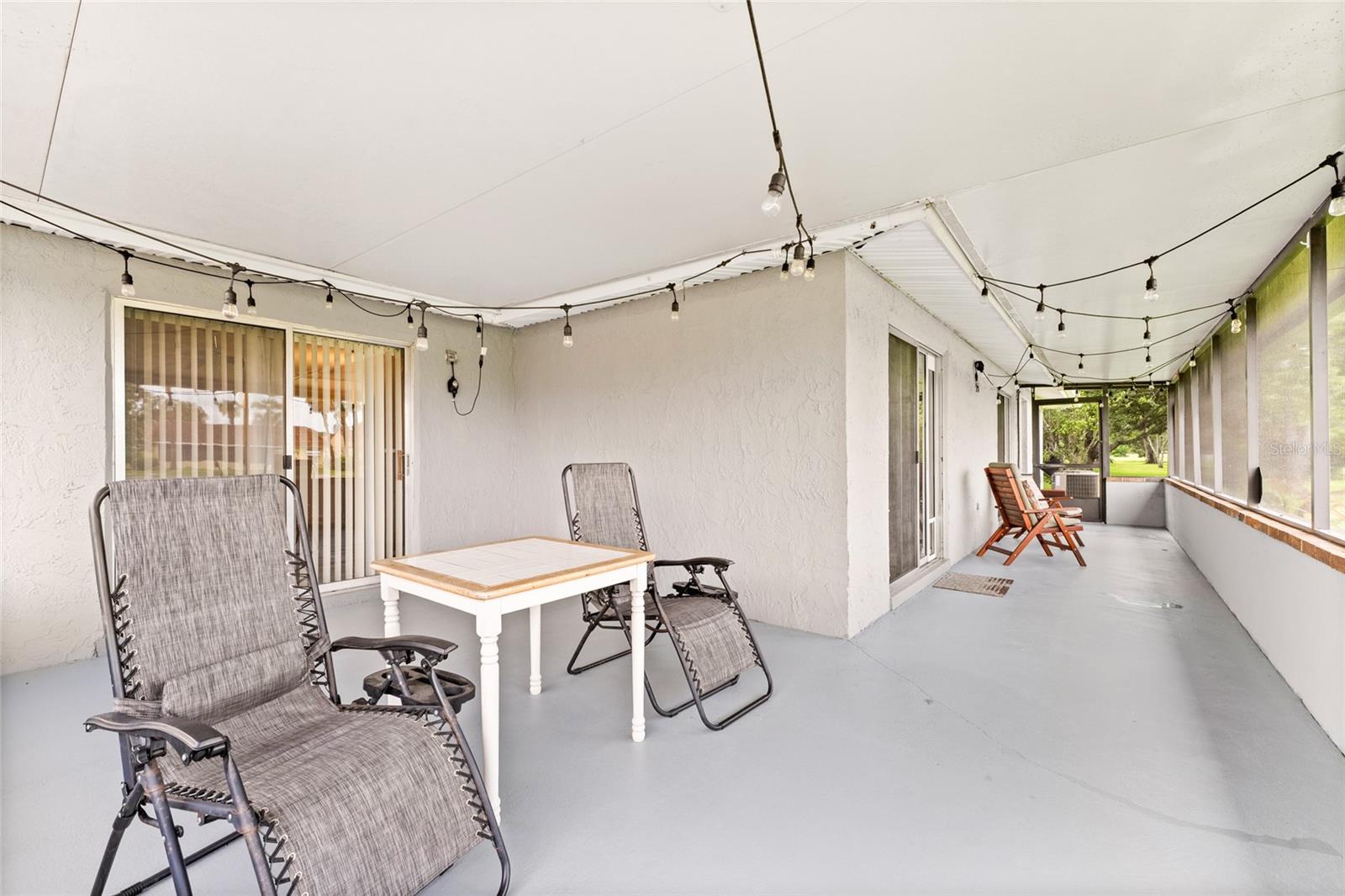 WINDMILL POINTE - Residential