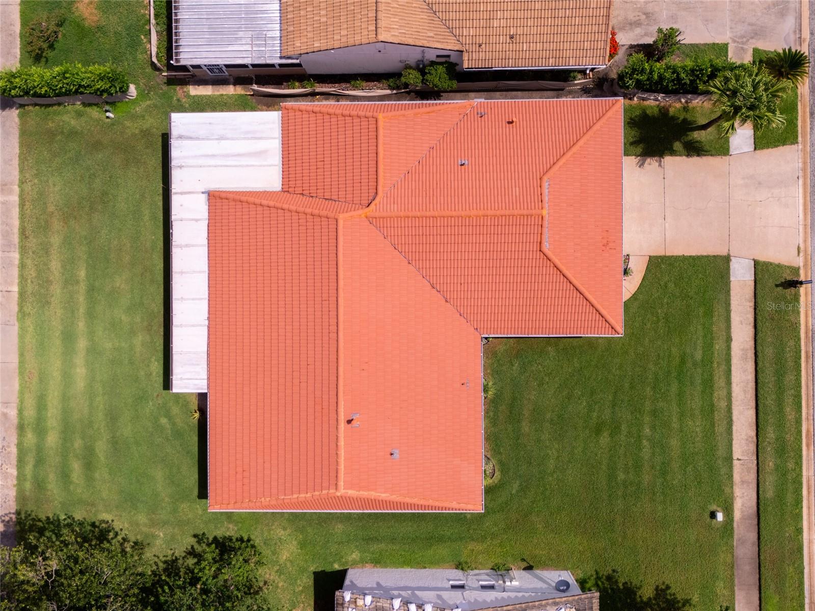 WINDMILL POINTE - Residential