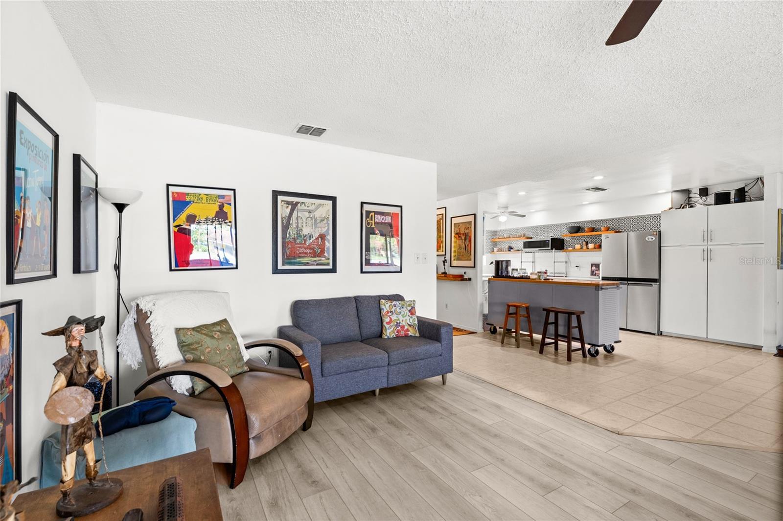 WINDMILL POINTE - Residential