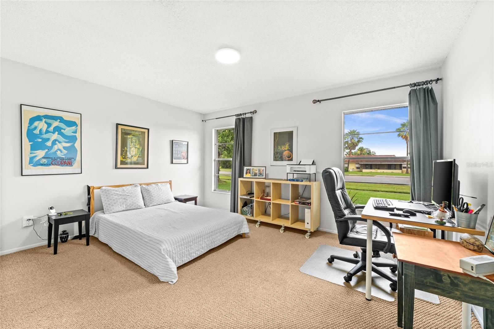 WINDMILL POINTE - Residential