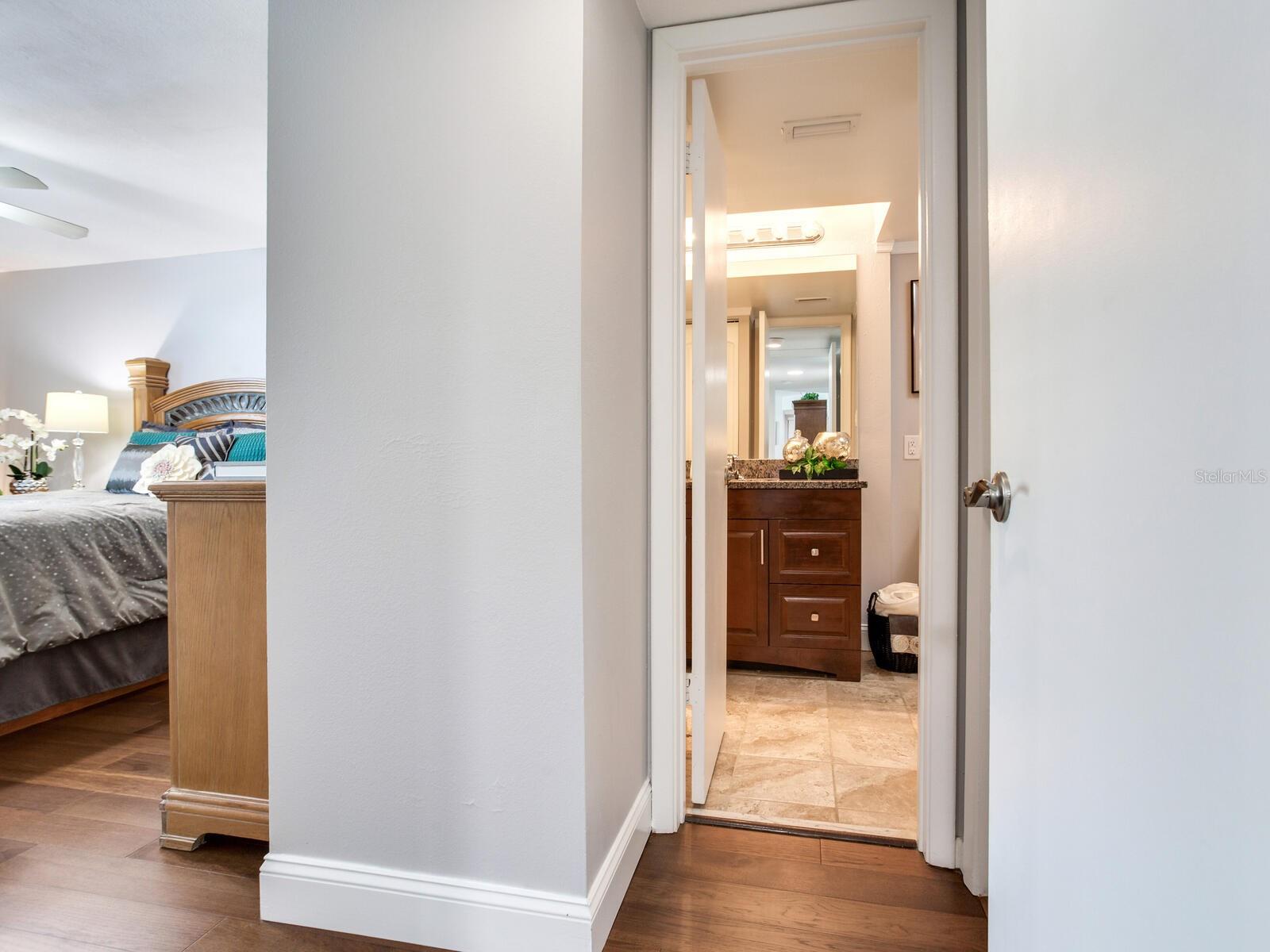 DIAMOND ISLE CONDO - Residential