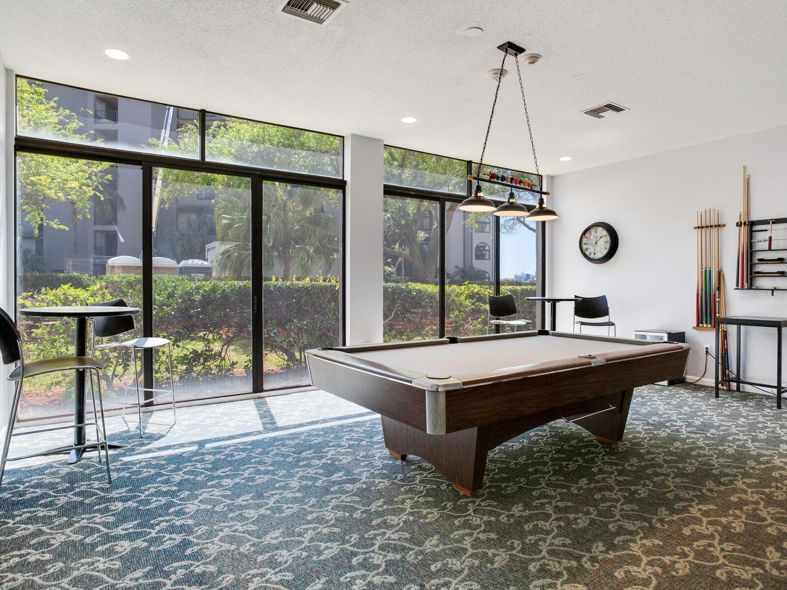 DIAMOND ISLE CONDO - Residential