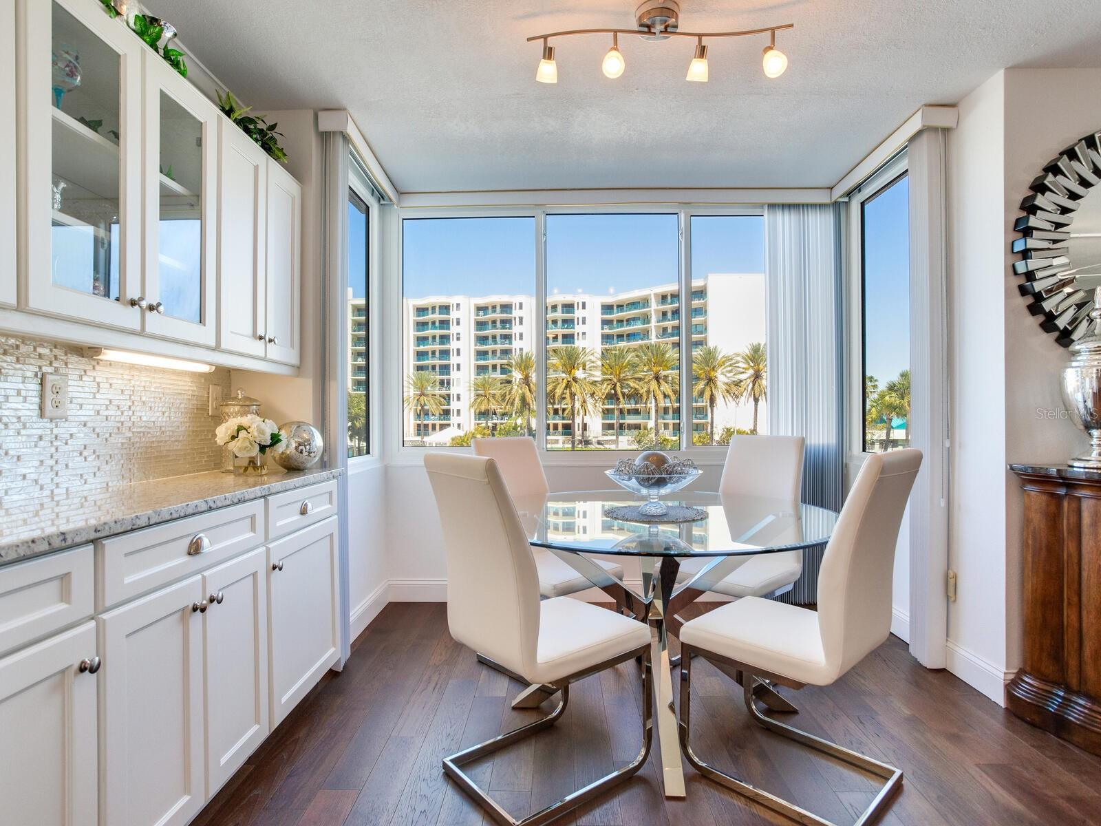 DIAMOND ISLE CONDO - Residential