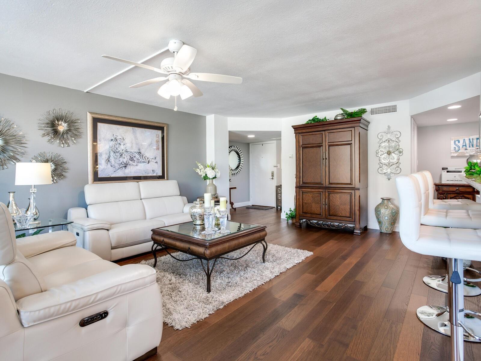 DIAMOND ISLE CONDO - Residential