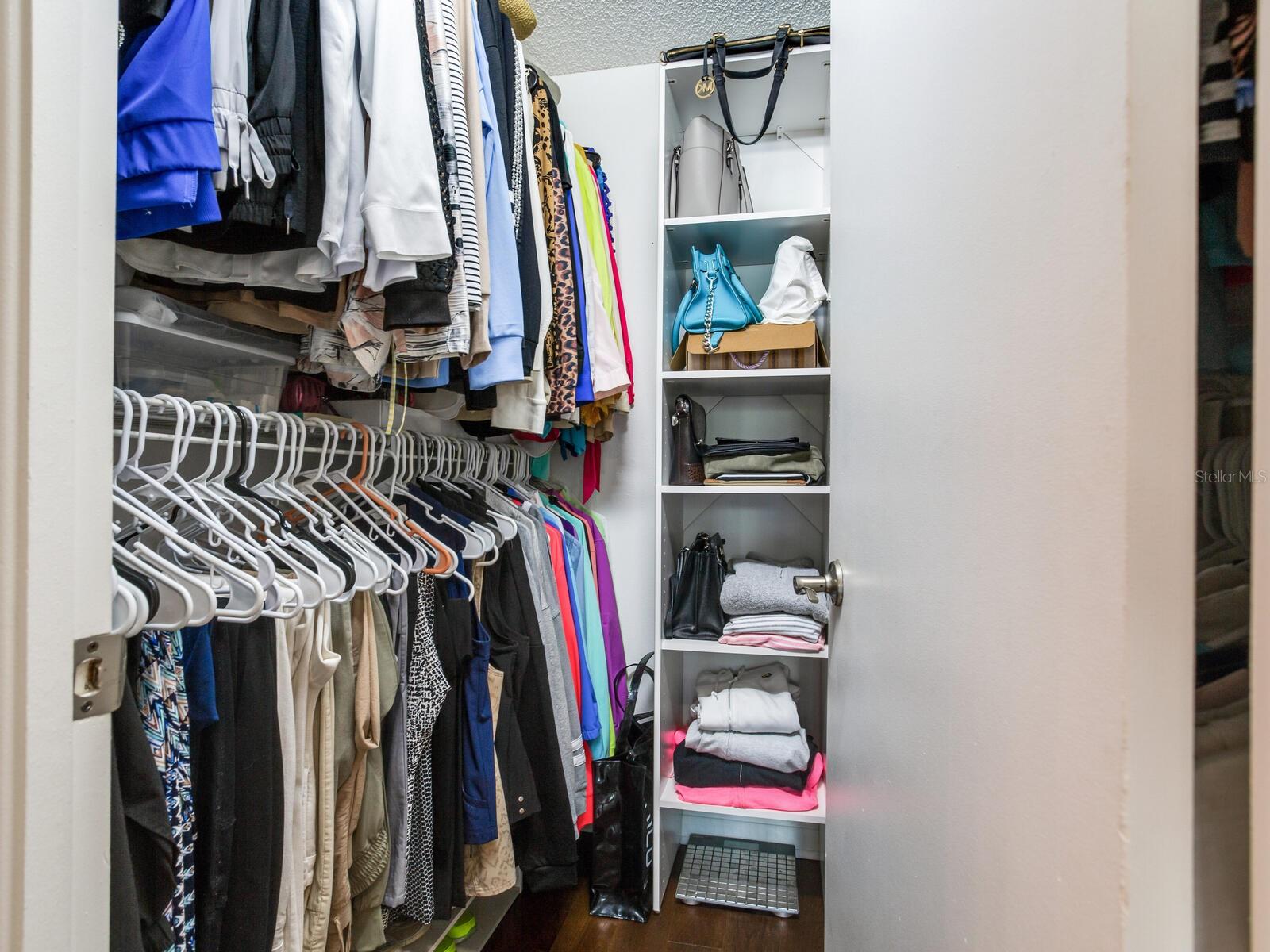 DIAMOND ISLE CONDO - Residential