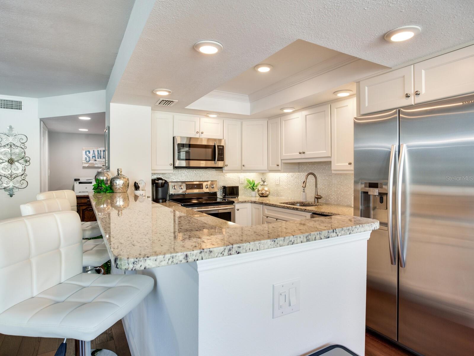 DIAMOND ISLE CONDO - Residential