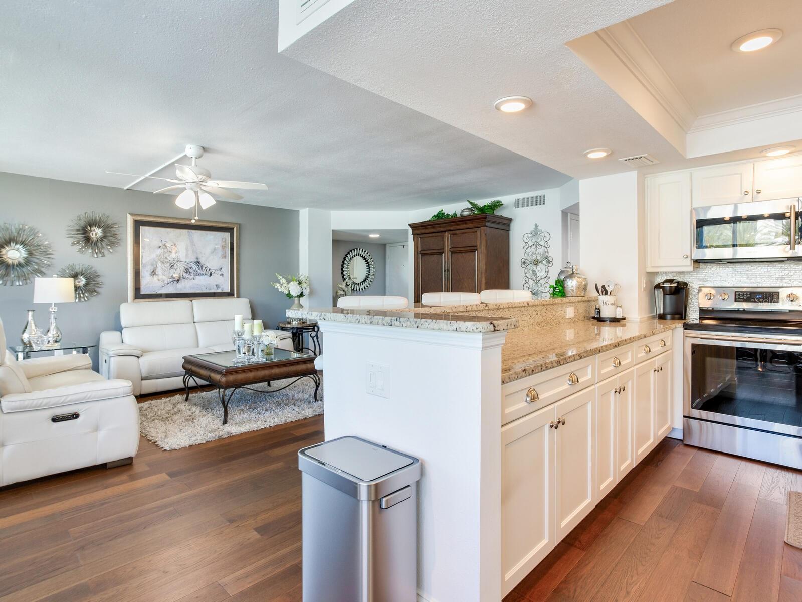 DIAMOND ISLE CONDO - Residential