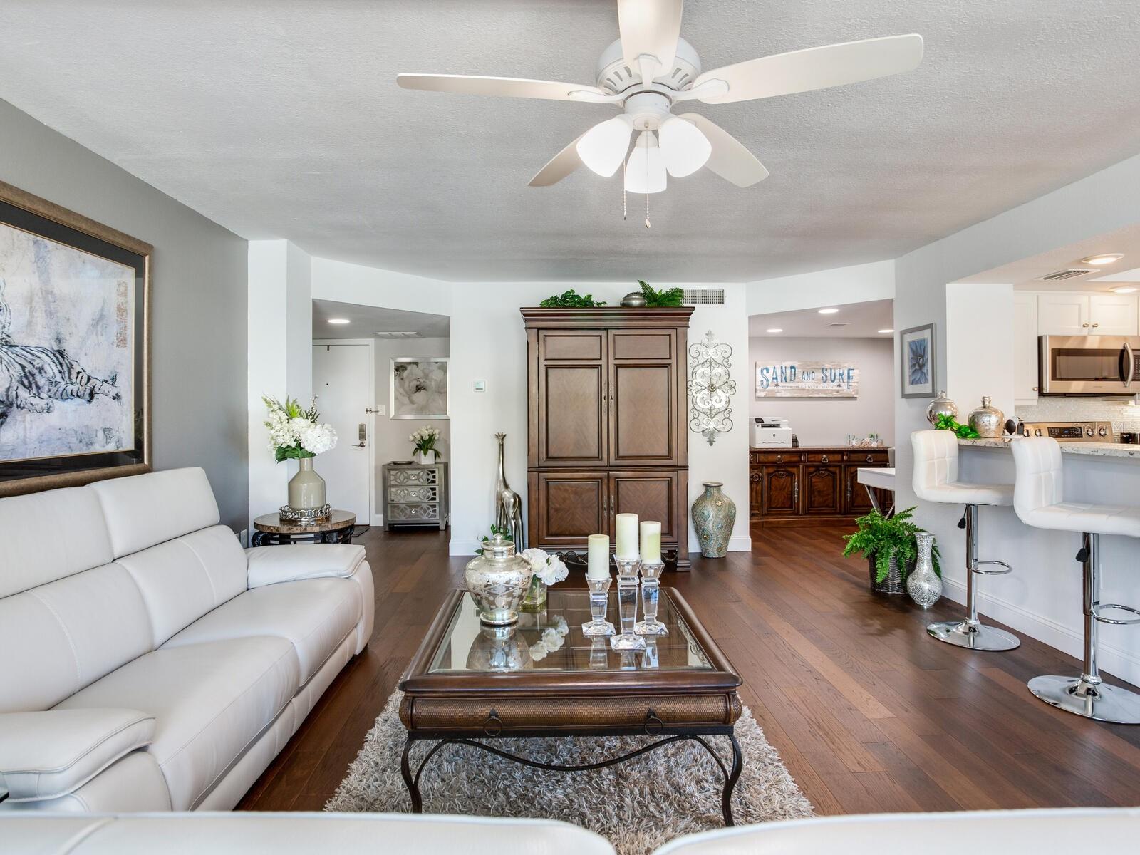 DIAMOND ISLE CONDO - Residential