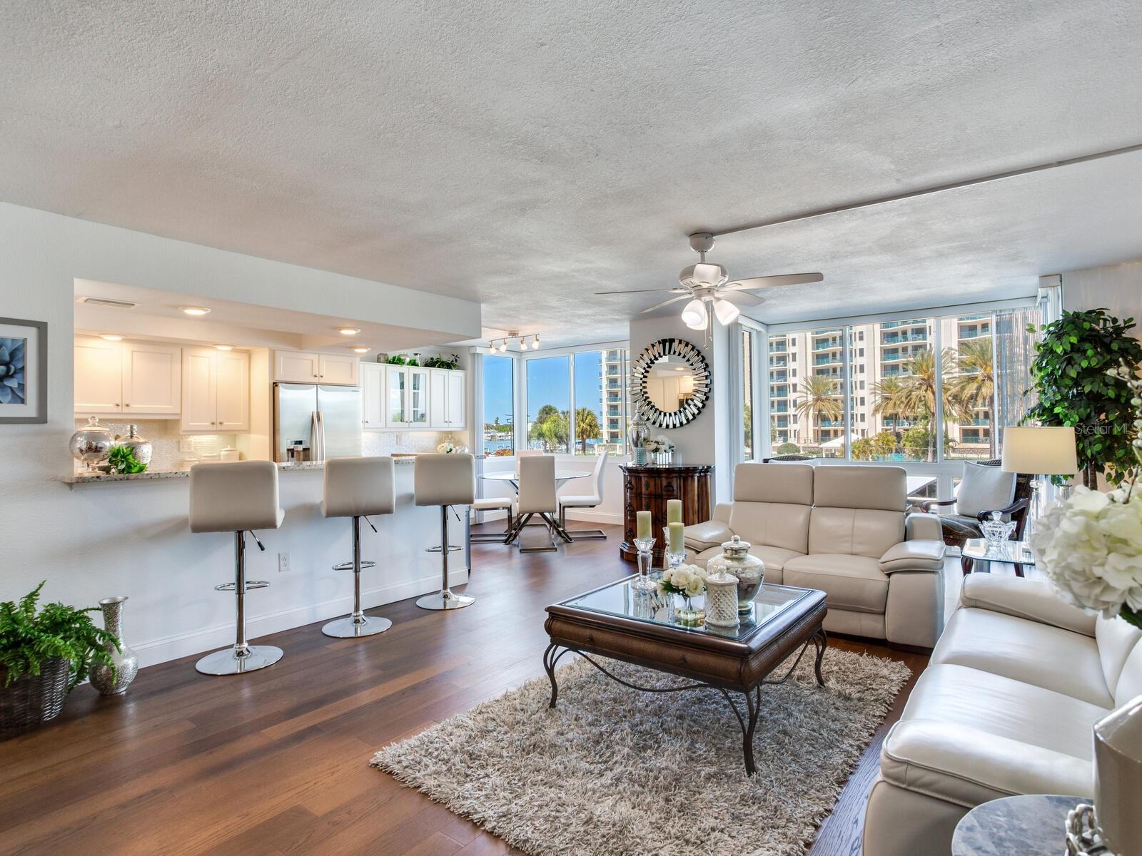 DIAMOND ISLE CONDO - Residential