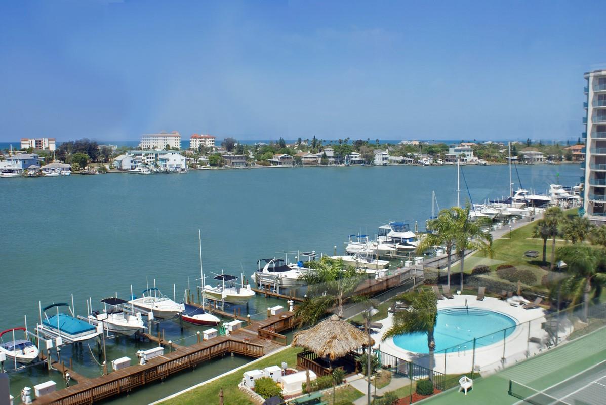 DIAMOND ISLE CONDO - Residential