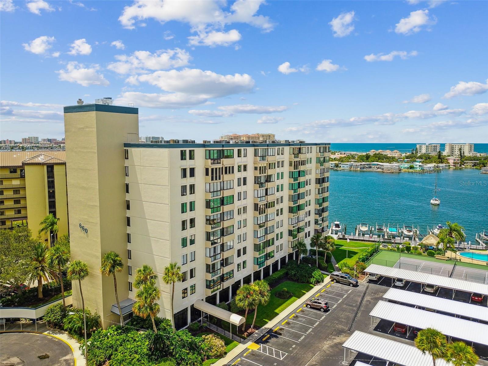 DIAMOND ISLE CONDO - Residential