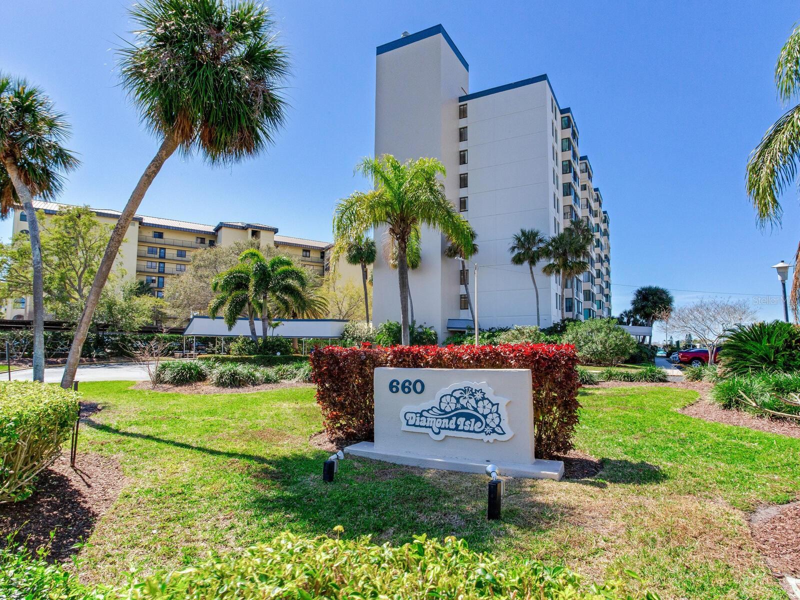 DIAMOND ISLE CONDO - Residential