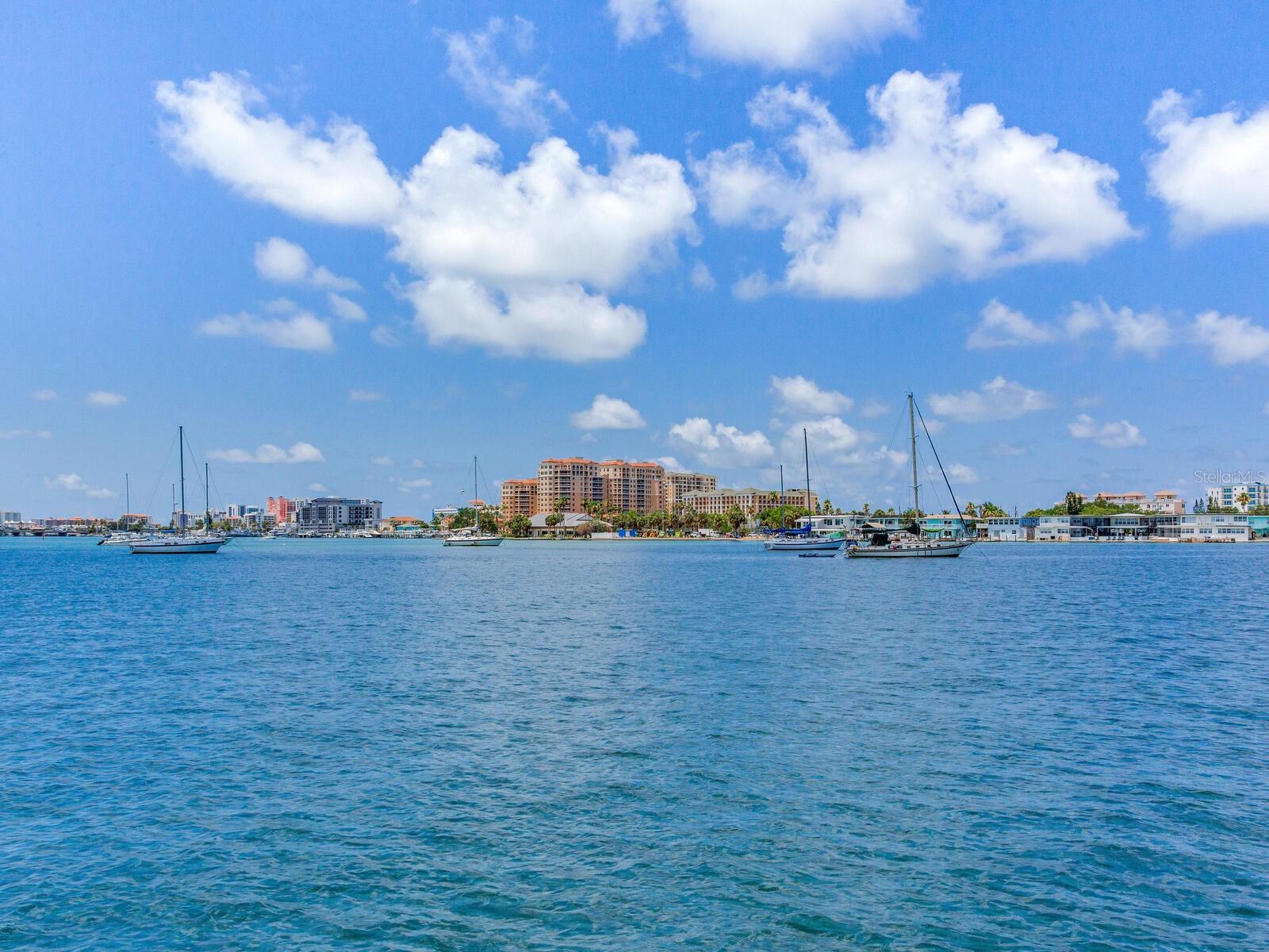 DIAMOND ISLE CONDO - Residential