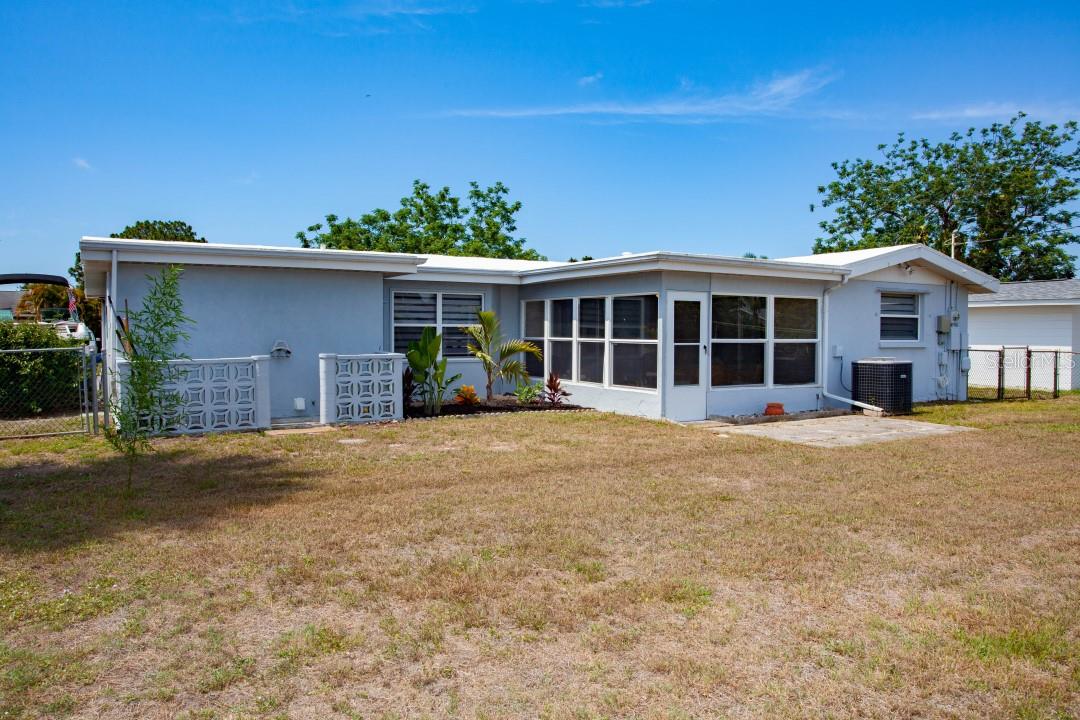 VENICE EAST SEC 1 - Residential