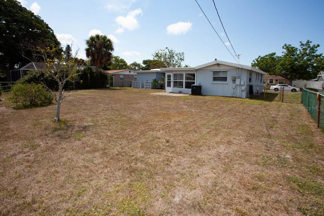 VENICE EAST SEC 1 - Residential