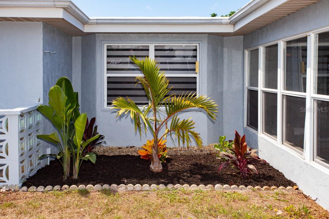 VENICE EAST SEC 1 - Residential