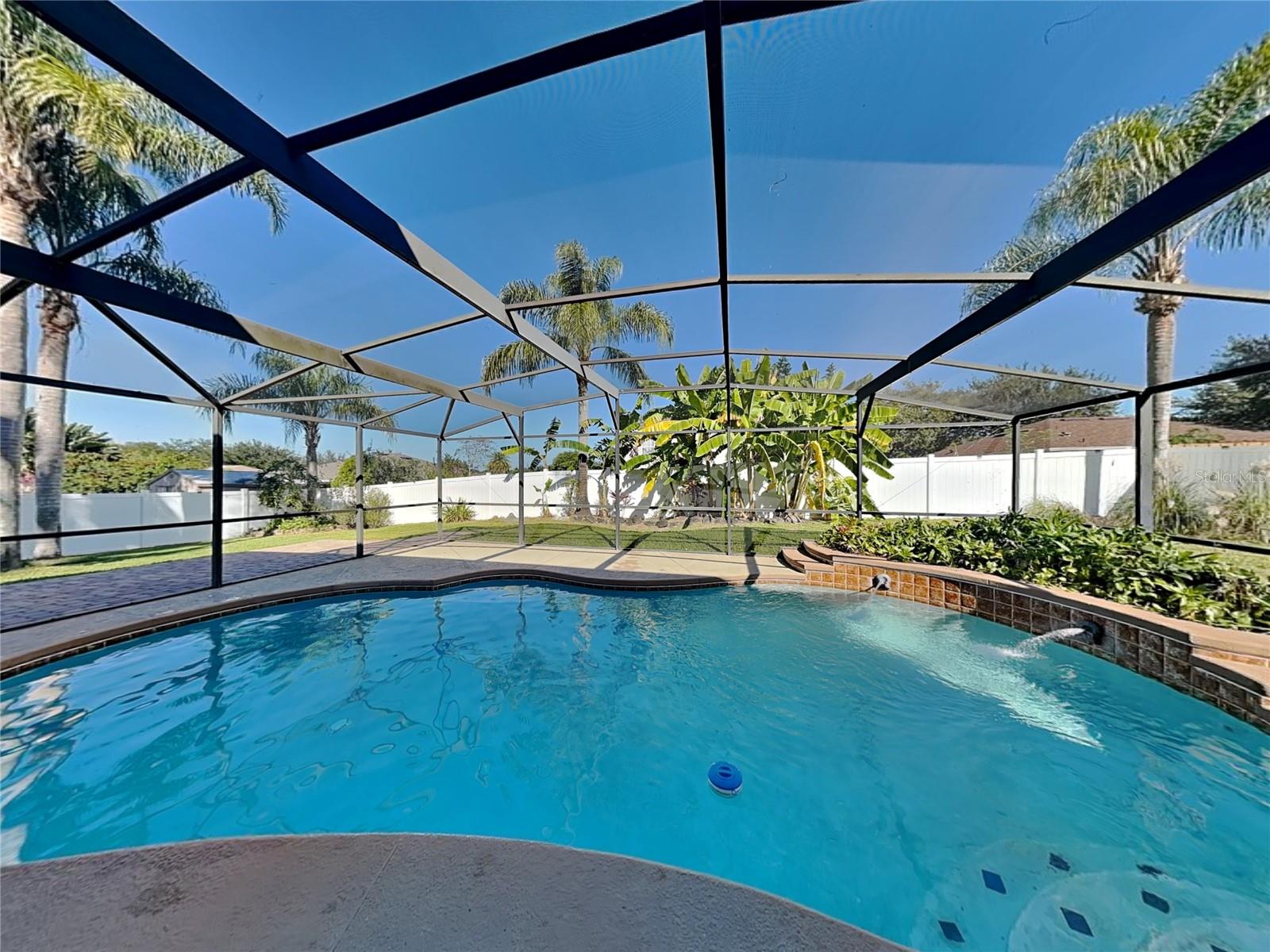 EMERALD COVE PH 02 - Residential Lease