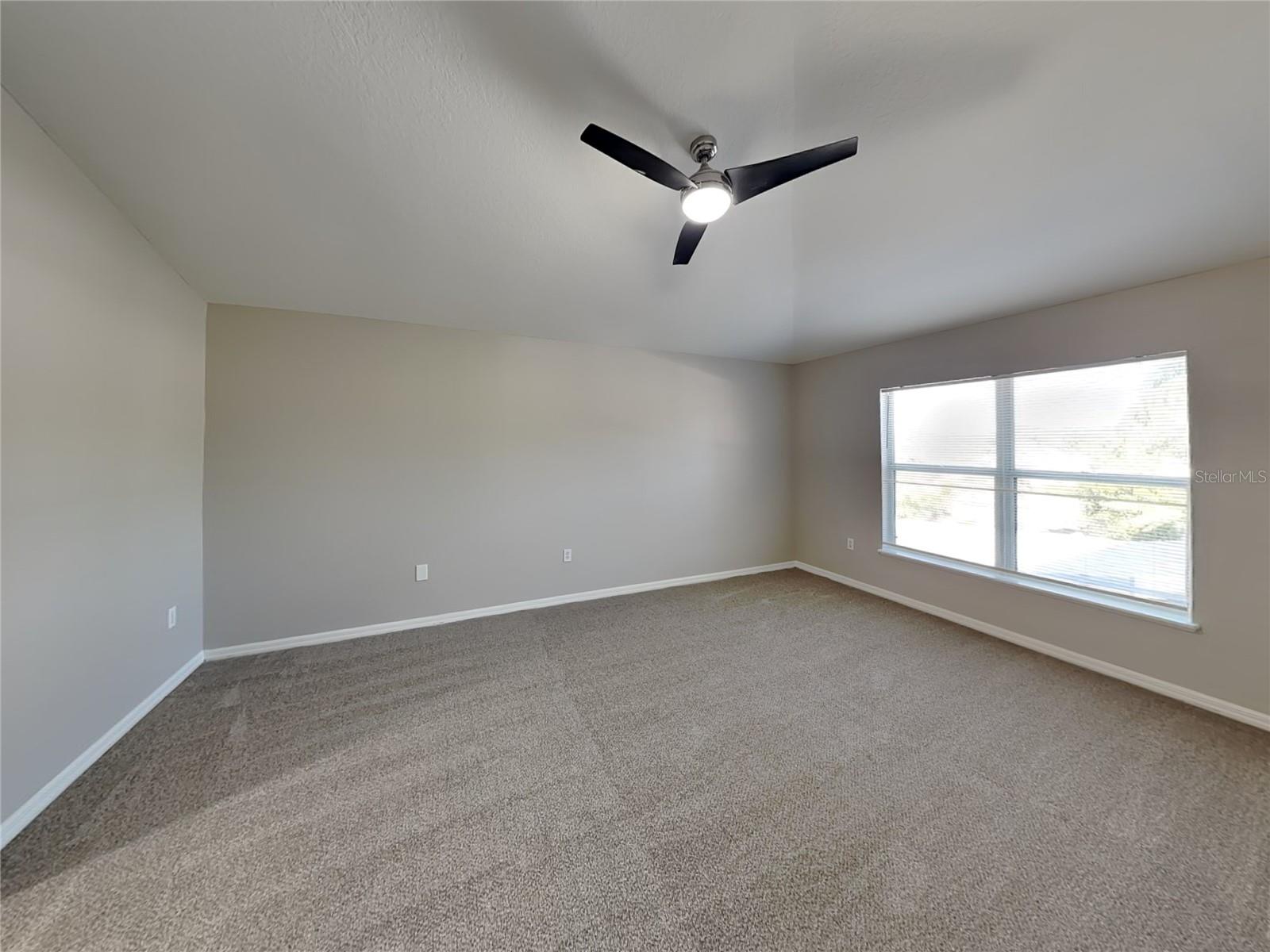 EMERALD COVE PH 02 - Residential Lease