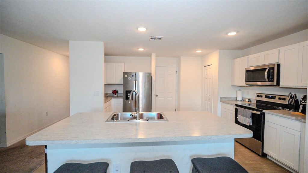 Photo of 265 Gladiola Court, Kissimmee, FL 34759 (MLS # S5140321)