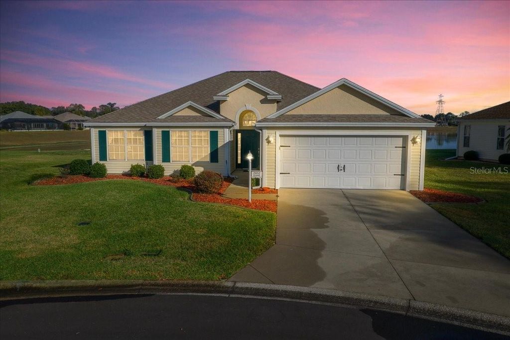 Photo of 2052 Palo Alto Avenue, The Villages, FL 32159 (MLS # G5106024)