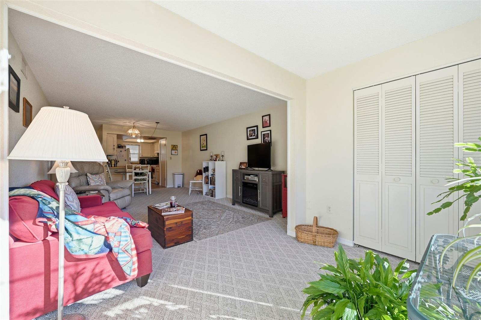 MOUNT DORA LAKEWOOD CONDO - Residential