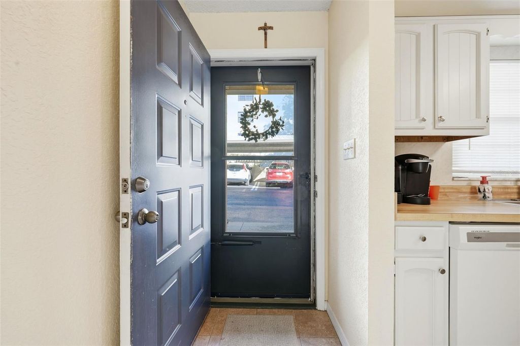 Photo of 110 N Tremain Street #109, Mount Dora, FL 32757 (MLS # G5108160)