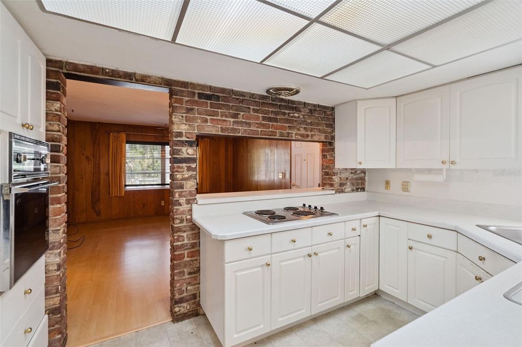 Photo of 2217 Miscindy Place, Orlando, FL 32806 (MLS # O6349586)