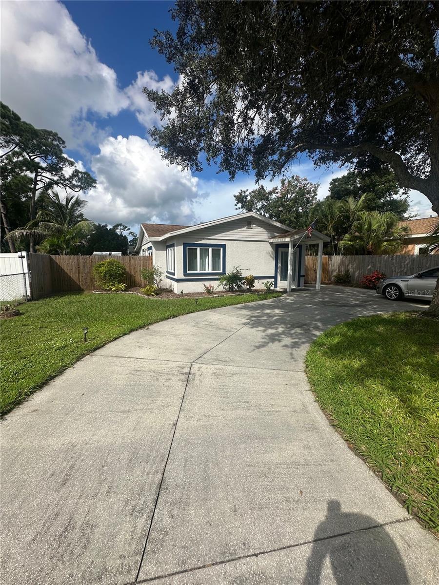 Photo of 204 W 36th Street W, Bradenton, FL 34205 (MLS # R4912164)