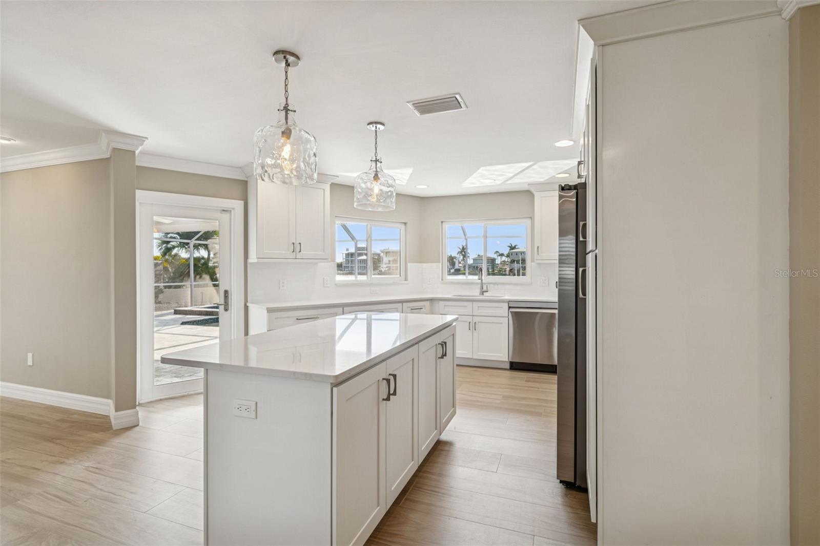 SOUTH CSWY ISLE YACHT CLUB ADD - Residential