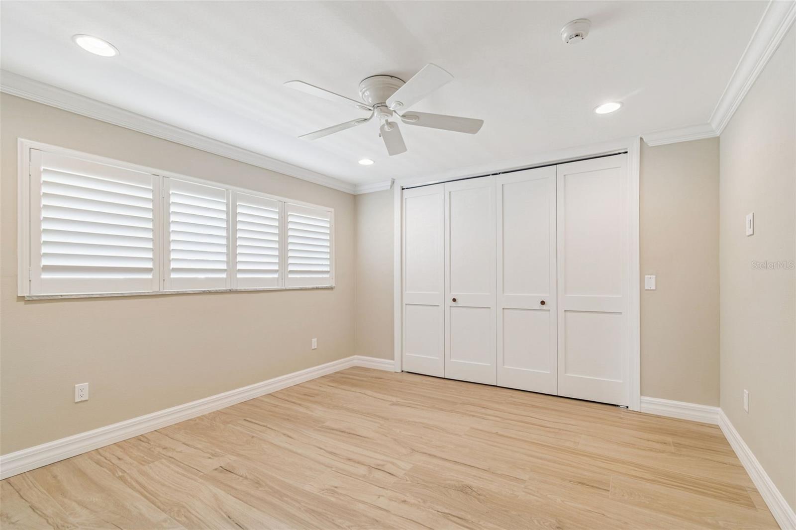 SOUTH CSWY ISLE YACHT CLUB ADD - Residential